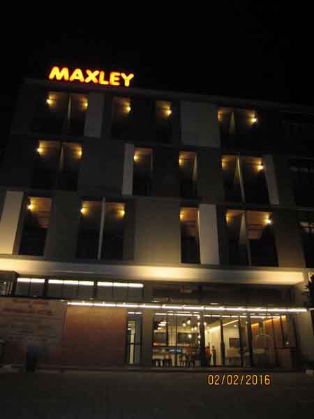 Hotel Maxley Arjuna